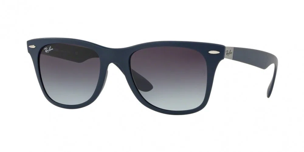 Ray-Ban Wayfarer Liteforce 4195 Sunglasses - view 4